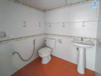 *****ทาวน์เฮ้าส์มือสองย่านกรุงเทพมหานคร ม.มณฑล7 เลียบคลองทวีวัฒนา #หลังมุม เนื้อที่กว้างมากถึง 24.5 ตร.ว. ฟังก์ชัน 4 ห้องนอน 2 ห้องน้ำ 1 ที่จอดรถ แถมฟรี! 2 เครื่องปรับอากาศ บนทำเลเดินทางสะดวก ใกล้รถไฟฟ้าสายสีน้ำเงิน "สถานีหลักสอง"…